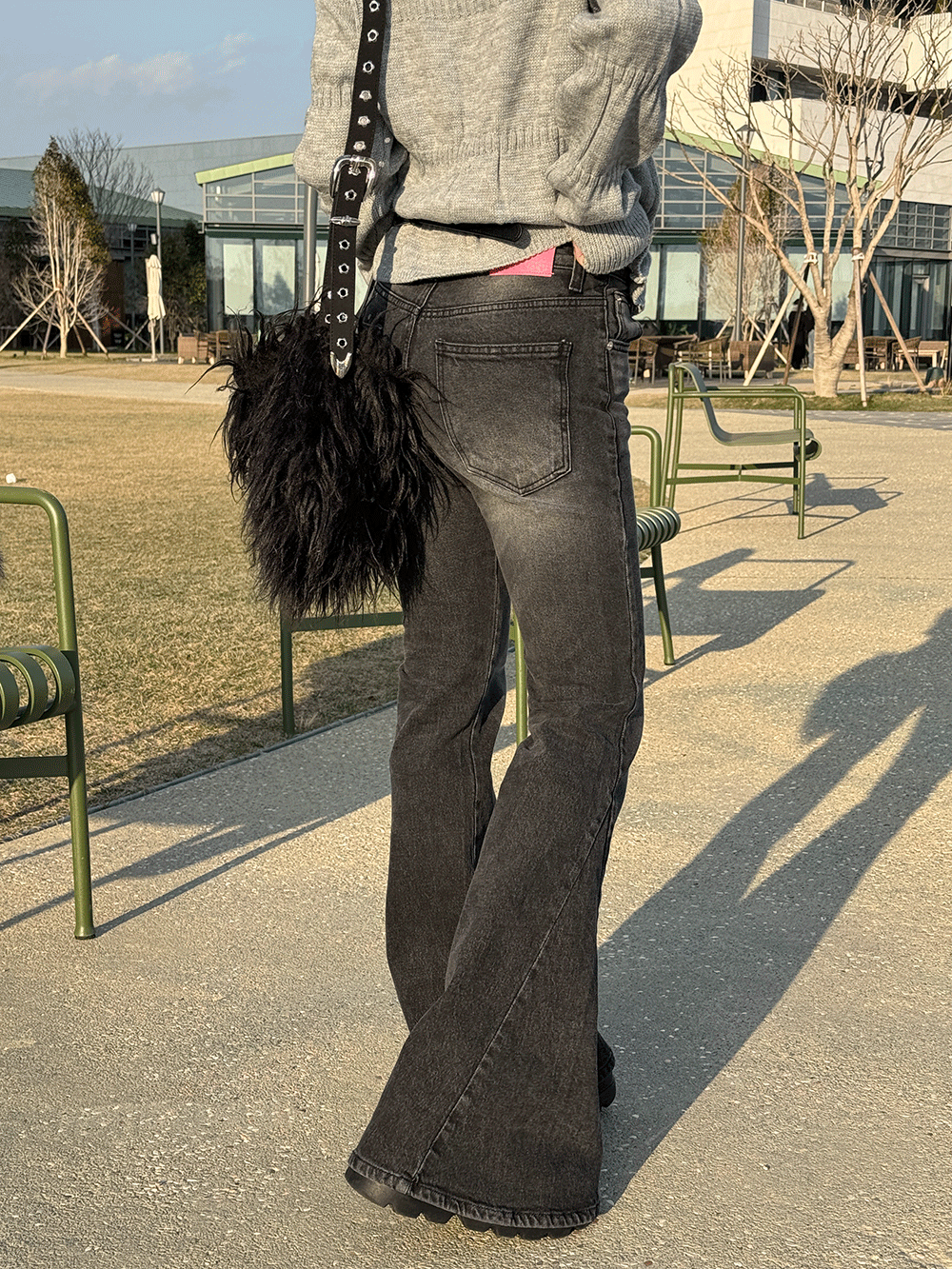 블랙캣 흑청 부츠컷 팬츠 (black)